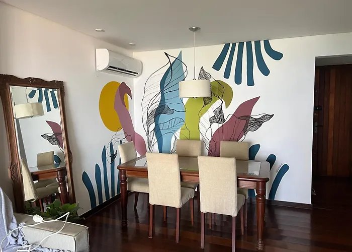 Belissimo Apartamento Beira Mar Em Otima Localizacao
